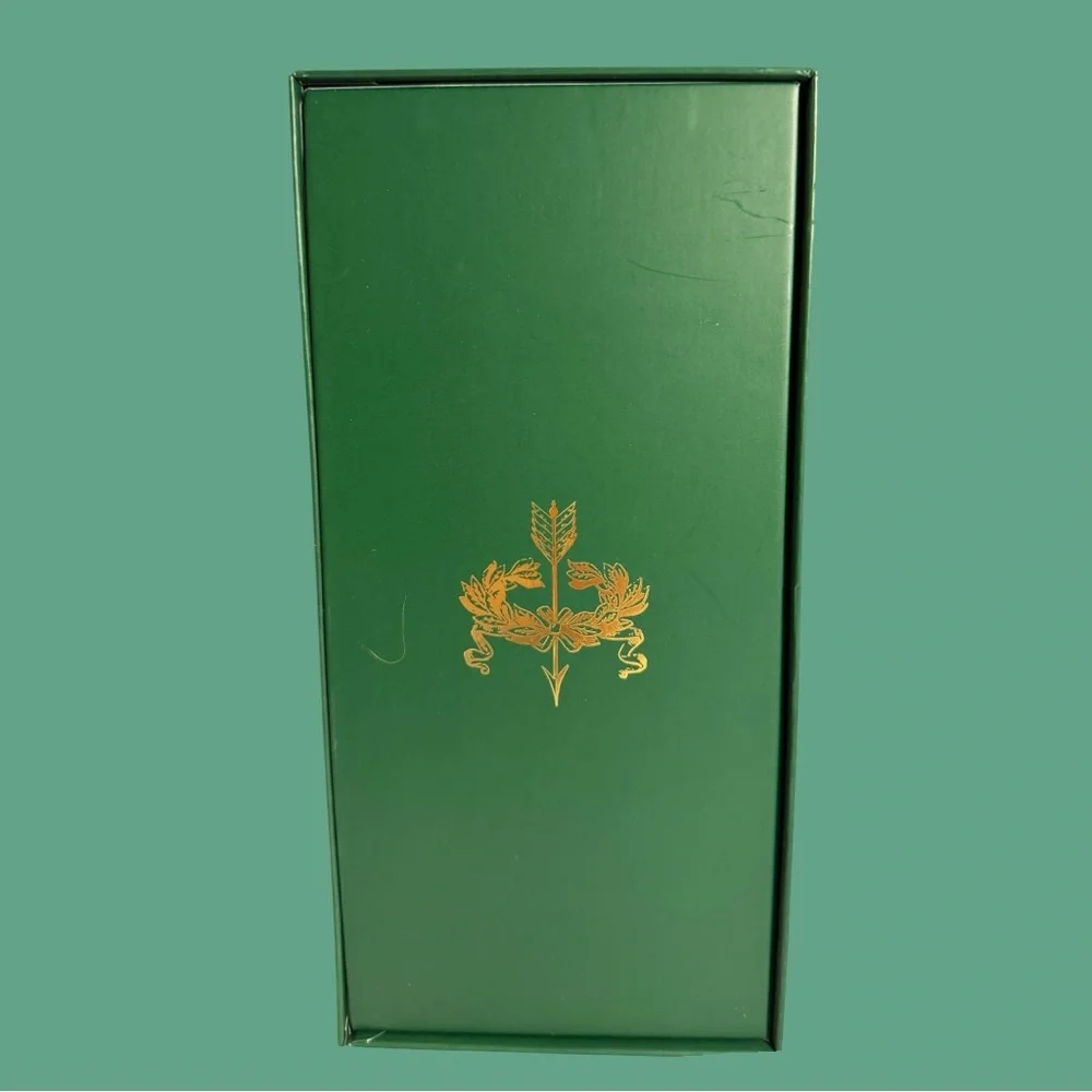 NINETY SIX No. 29 Candle Set with Gold Wick Trimmer